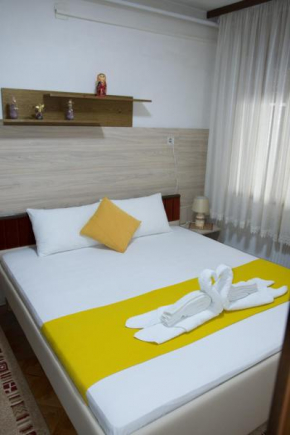 Apartment Elmari